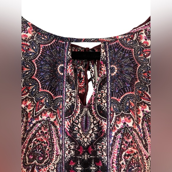 Daytrip Boho Paisley Print with 3/4 bell sleeves - Picture 2 of 7